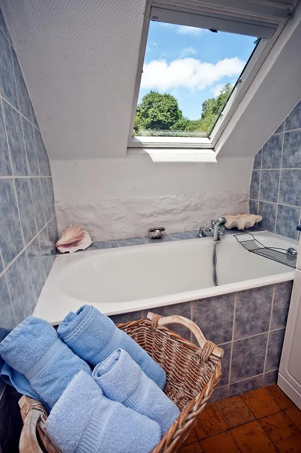 Chambres D'Hotes Logis Du Jerzual Динан 2*,