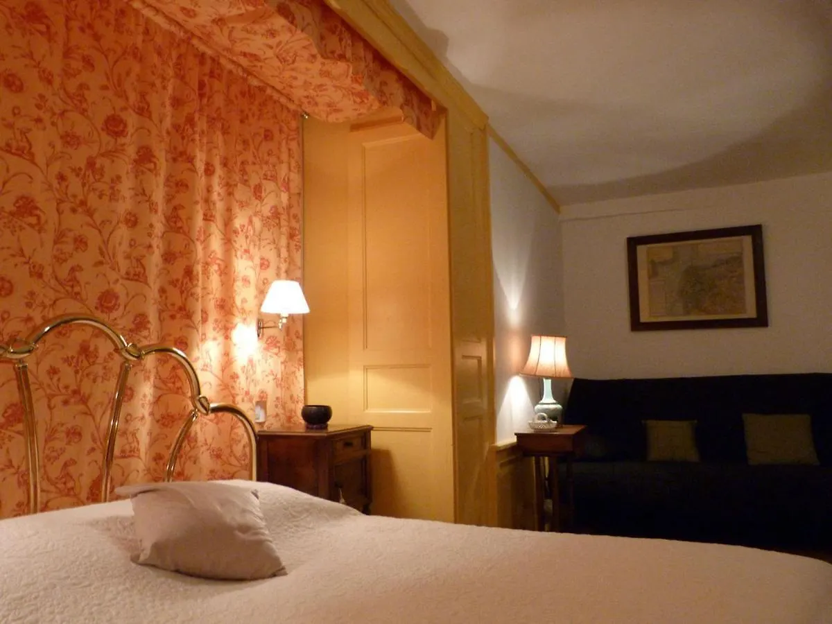Chambres D'Hotes Logis Du Jerzual Динан 2*,